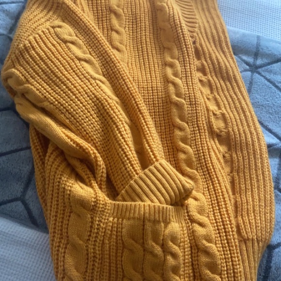 Cardigan - Picture 3 of 3